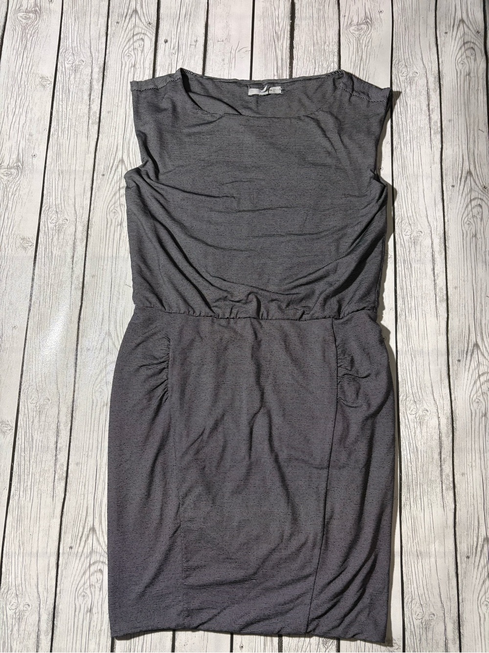 Athleta Micro Striped Westwood Dress Sz M Black White Ruched Stretch Activewear